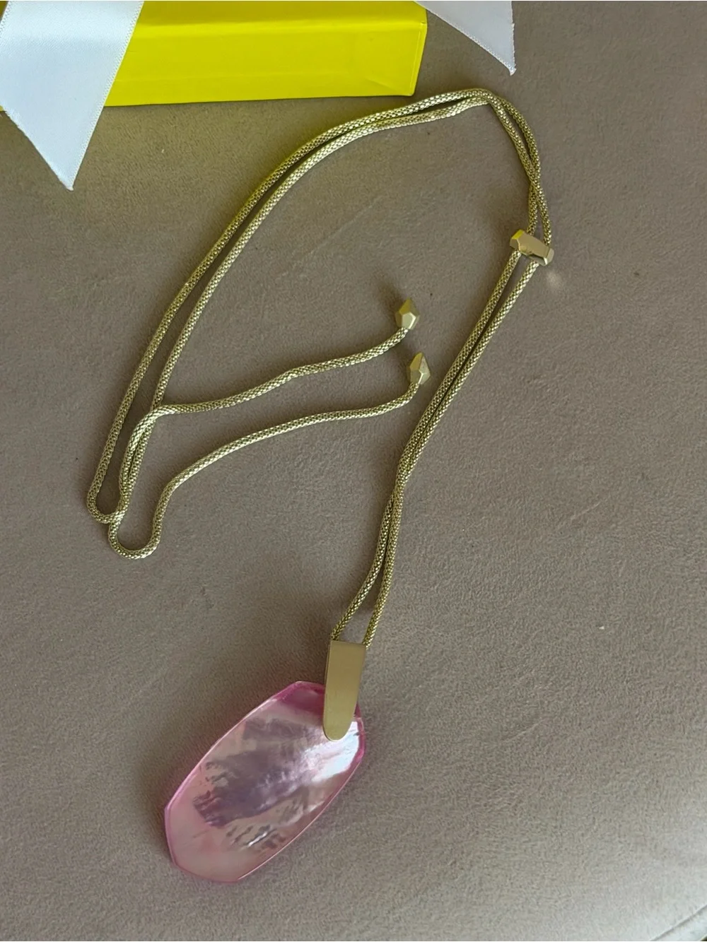 Kendra Scott Inez Gold Long Pendant Necklace in Pink 💕